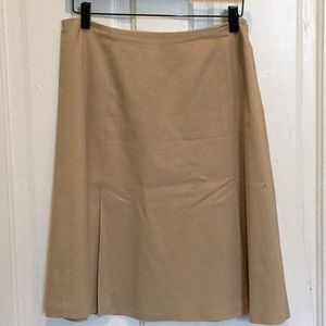 Pleated skirt